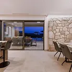 Nice Home In Malinska With Sauna بيت للعطل مالينسكا