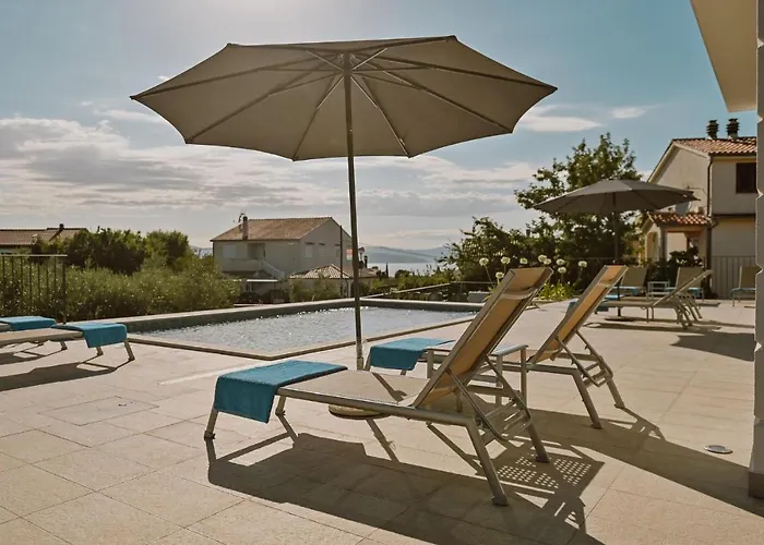 Ferienhaus Beautiful Home In Malinska With Sauna *